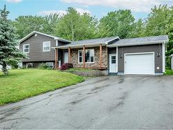 488 Isabelle Dieppe, NB E1A 6L9