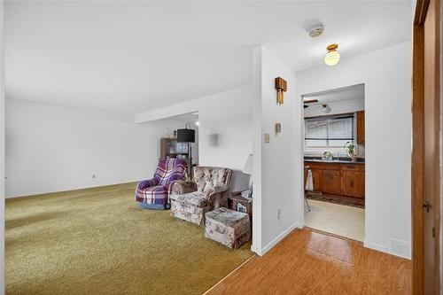 50 Inglis St, Winnipeg, MB 