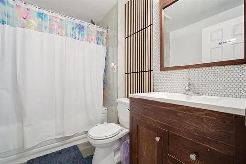 1262 Logan Ave, Winnipeg, MB 