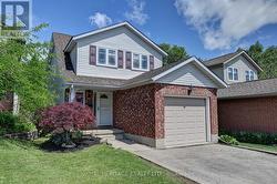 16 DAWN RIDGE DRIVE NE  Kitchener, ON N2N 3J7