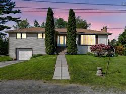 4 Allen Drive  Mount Uniacke, NS B0N 1Z0