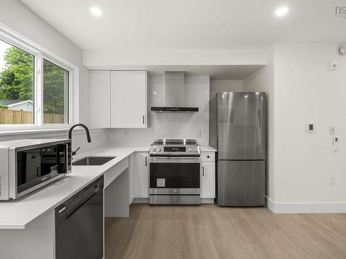 1 5698 Normandy Drive, Halifax, NS 