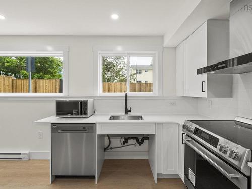 1 5698 Normandy Drive, Halifax, NS 