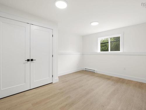 1 5698 Normandy Drive, Halifax, NS 