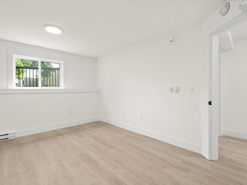 1 5698 Normandy Drive, Halifax, NS 