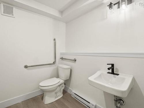 1 5698 Normandy Drive, Halifax, NS 