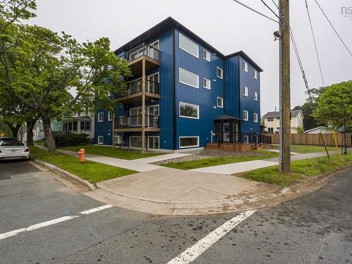 1 5698 Normandy Drive, Halifax, NS 