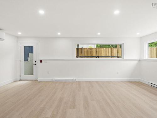 1 5698 Normandy Drive, Halifax, NS 
