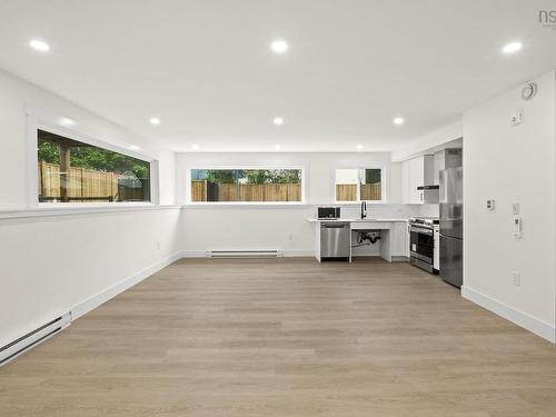 1 5698 Normandy Drive, Halifax, NS 