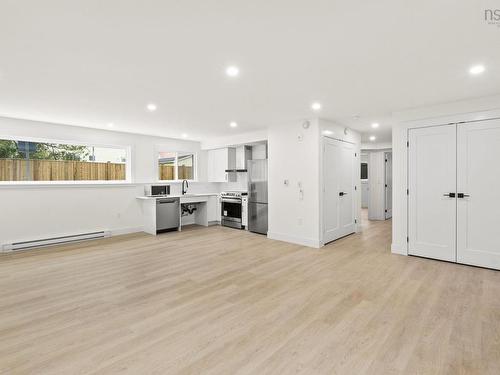 1 5698 Normandy Drive, Halifax, NS 