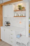 Coffee bar area with gorgeous wooden shelves - 