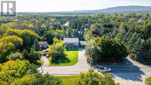 734 MOUNTAIN ROAD , Collingwood, Ontario L9Y 5G1 2