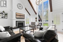 59 KING STREET Georgina, ON L0E 1R0