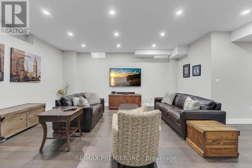 14 King Boulevard, King, ON 