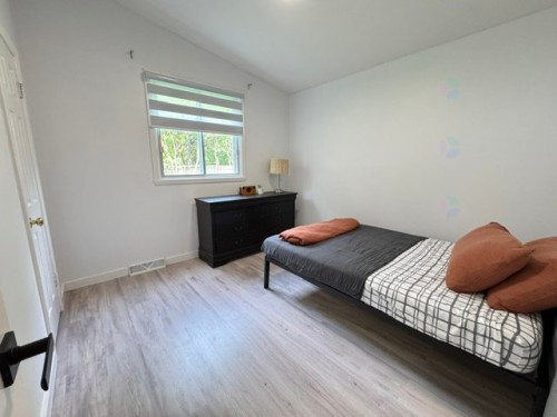 Bedroom - 4 Rue Gaston-Lallement, Gatineau (Aylmer), QC - Indoor Photo Showing Bedroom