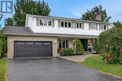 2032 DELMAR COURT  Ottawa, ON K1H 5R6