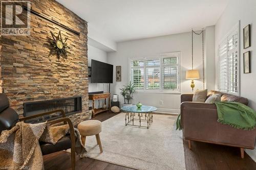 100 Beddoe Drive Unit# 21, Hamilton, ON - Indoor Photo Showing Living Room With Fireplace