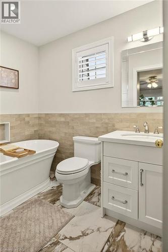 100 Beddoe Drive Unit# 21, Hamilton, ON - Indoor Photo Showing Bathroom