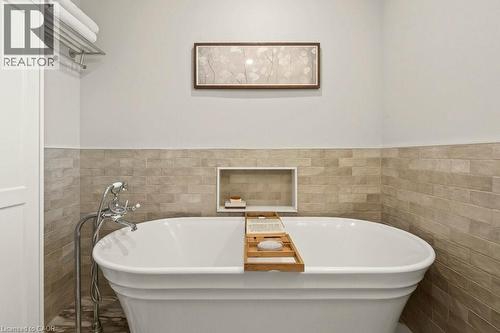 100 Beddoe Drive Unit# 21, Hamilton, ON - Indoor Photo Showing Bathroom