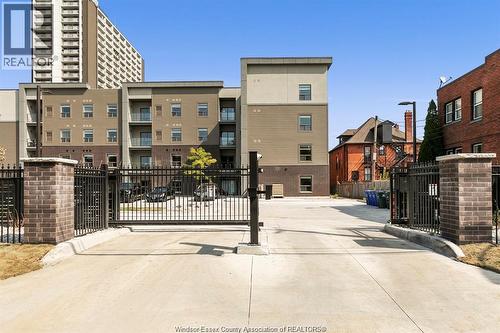 955 OUELLETTE AVENUE Unit# 403 , Windsor, Ontario N9A 4J5 3