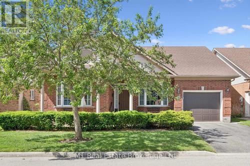 55 HONEYSUCKLE DRIVE  Guelph (Village By The Arboretum), ON N1G 4X7