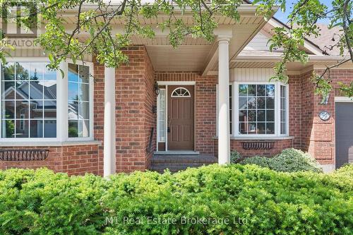 55 Honeysuckle Drive, Guelph (Village By The Arboretum), ON - Outdoor