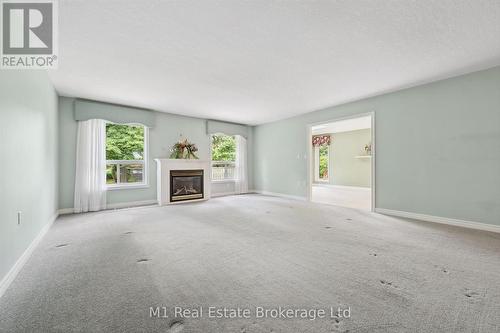 55 Honeysuckle Drive, Guelph (Village By The Arboretum), ON - Indoor With Fireplace