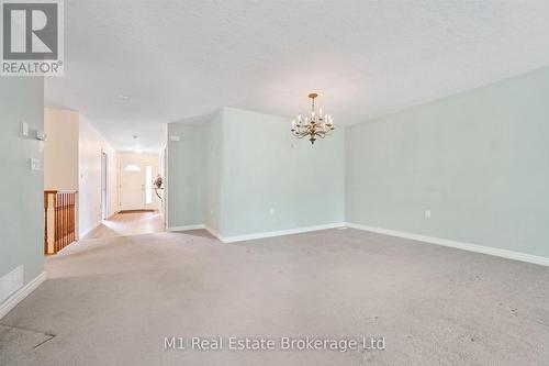 55 Honeysuckle Drive, Guelph (Village By The Arboretum), ON - Indoor Photo Showing Other Room