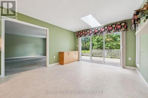 55 Honeysuckle Drive, Guelph (Village By The Arboretum), ON - Indoor Photo Showing Other Room