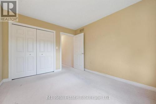 55 Honeysuckle Drive, Guelph (Village By The Arboretum), ON - Indoor Photo Showing Other Room
