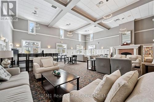 55 Honeysuckle Drive, Guelph (Village By The Arboretum), ON - Indoor Photo Showing Living Room