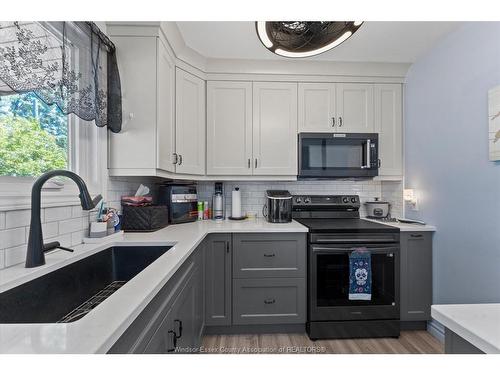 464 Oak, Windsor, ON 