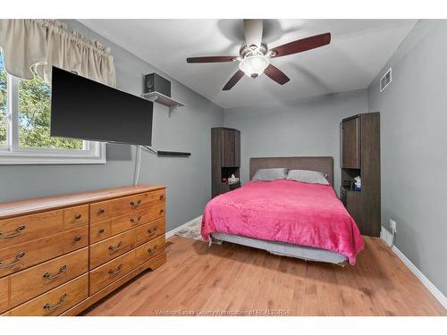 464 Oak, Windsor, ON 