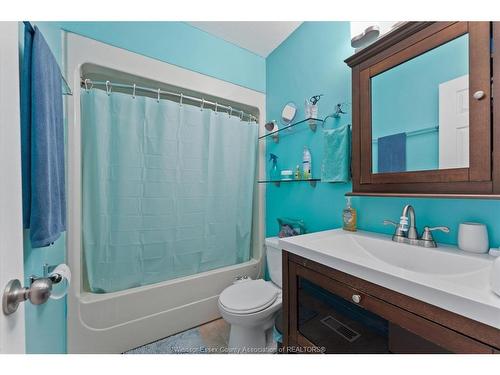 464 Oak, Windsor, ON 