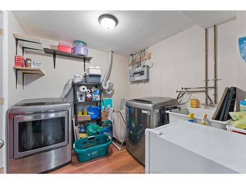 464 Oak, Windsor, ON 