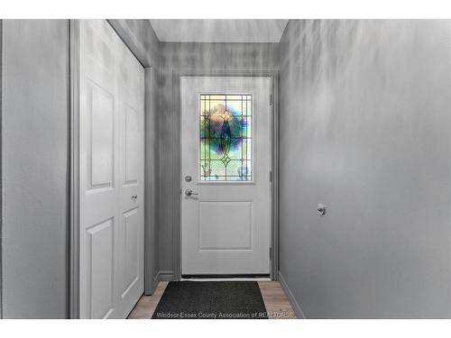 464 Oak, Windsor, ON 