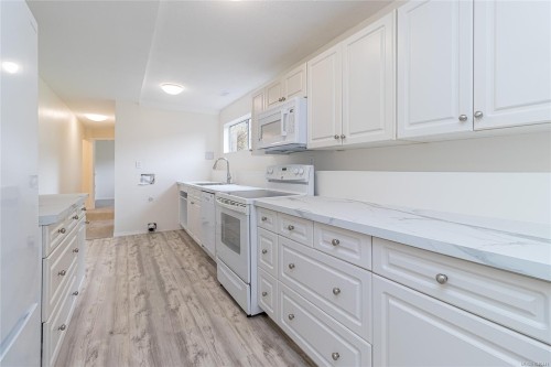 1476 Tatlo Rd, Crofton, BC 