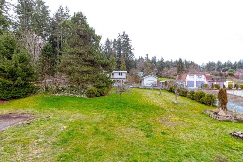 1476 Tatlo Rd, Crofton, BC 