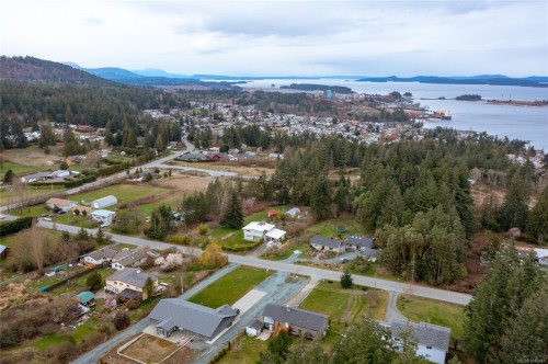 1476 Tatlo Rd, Crofton, BC 