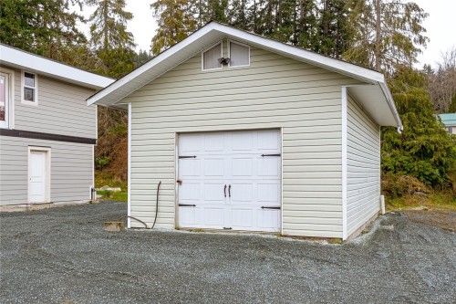 1476 Tatlo Rd, Crofton, BC 