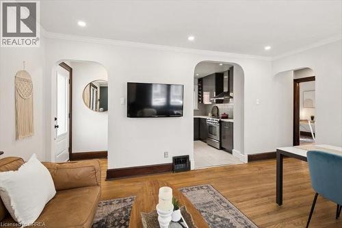 256 Bowman Street, Waterloo, ON 