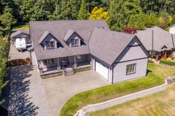 641 Colby Rd Comox, BC V9M 4H8