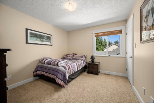 641 Colby Rd, Comox, BC 