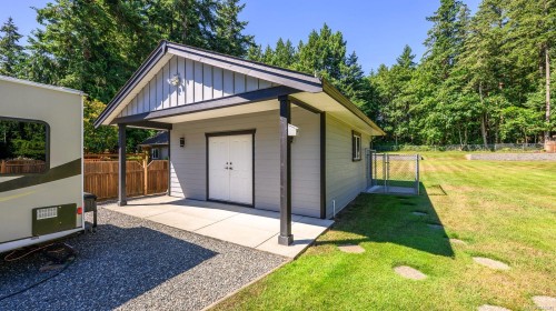 641 Colby Rd, Comox, BC 