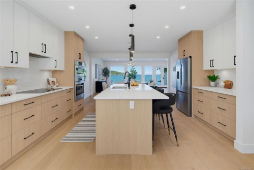 #16-2330 Harbour Rd, Sidney, BC 