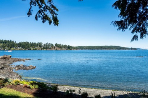 #16-2330 Harbour Rd, Sidney, BC 