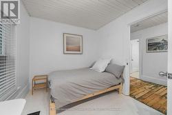 Room for 2 sets of beds - 