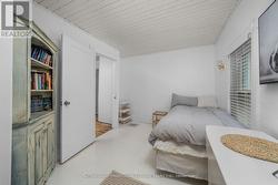 2nd upper level bedroom - 