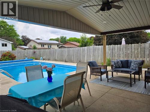218 Arris Crescent, Mitchell, ON 