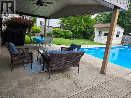 218 Arris Crescent, Mitchell, ON 